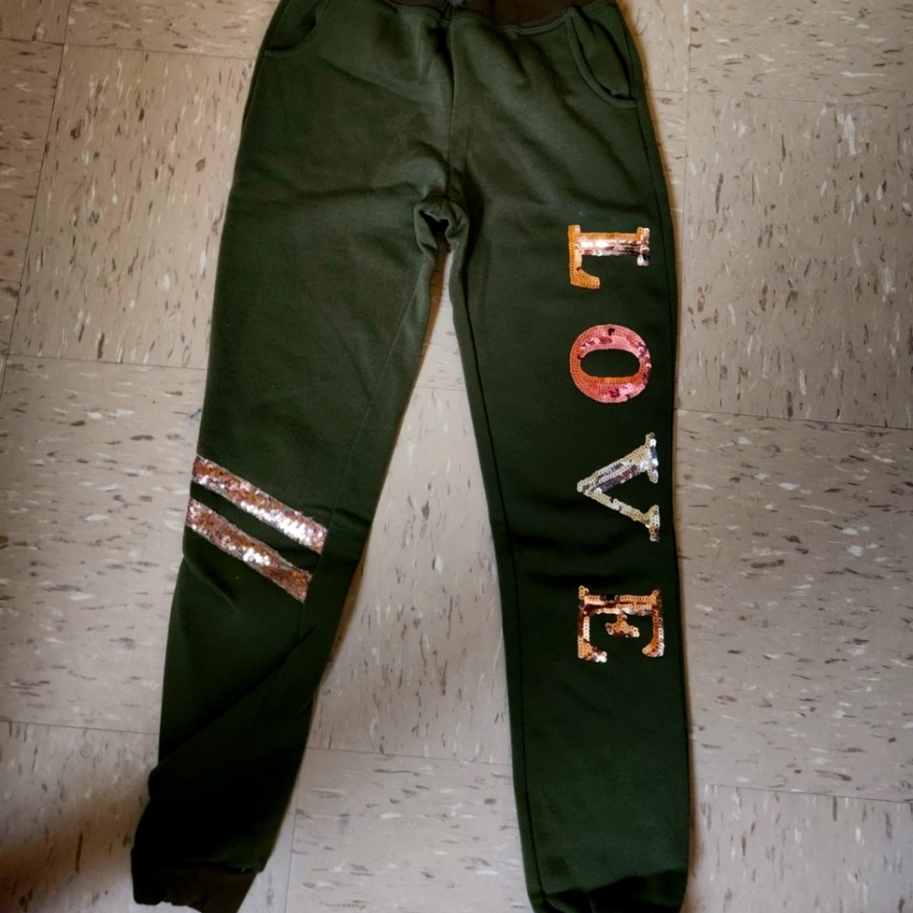 Sweatsuit pants